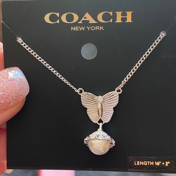 Coach Silver Pearl Drop Butterfly Necklace NWT - Picture 3 of 4